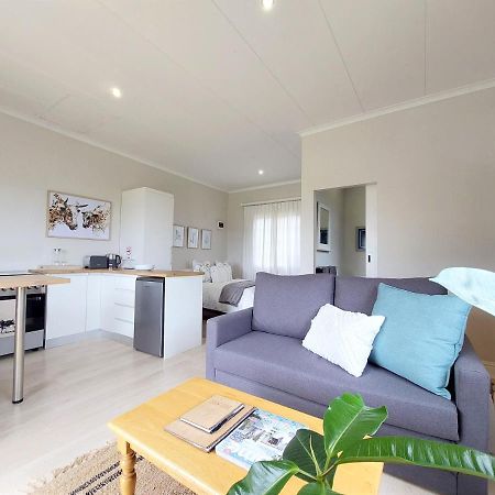 Upmarket Off Grid Cottage On Organic Farm In Secure Estate Howick Extérieur photo