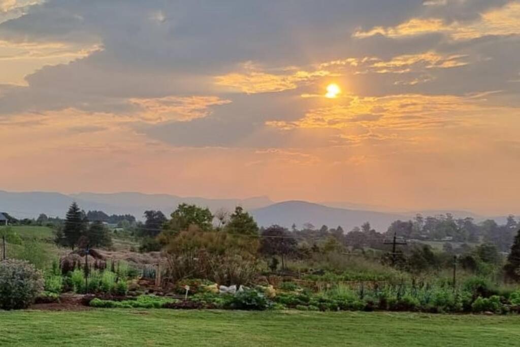 Upmarket Off Grid Cottage On Organic Farm In Secure Estate Howick Extérieur photo